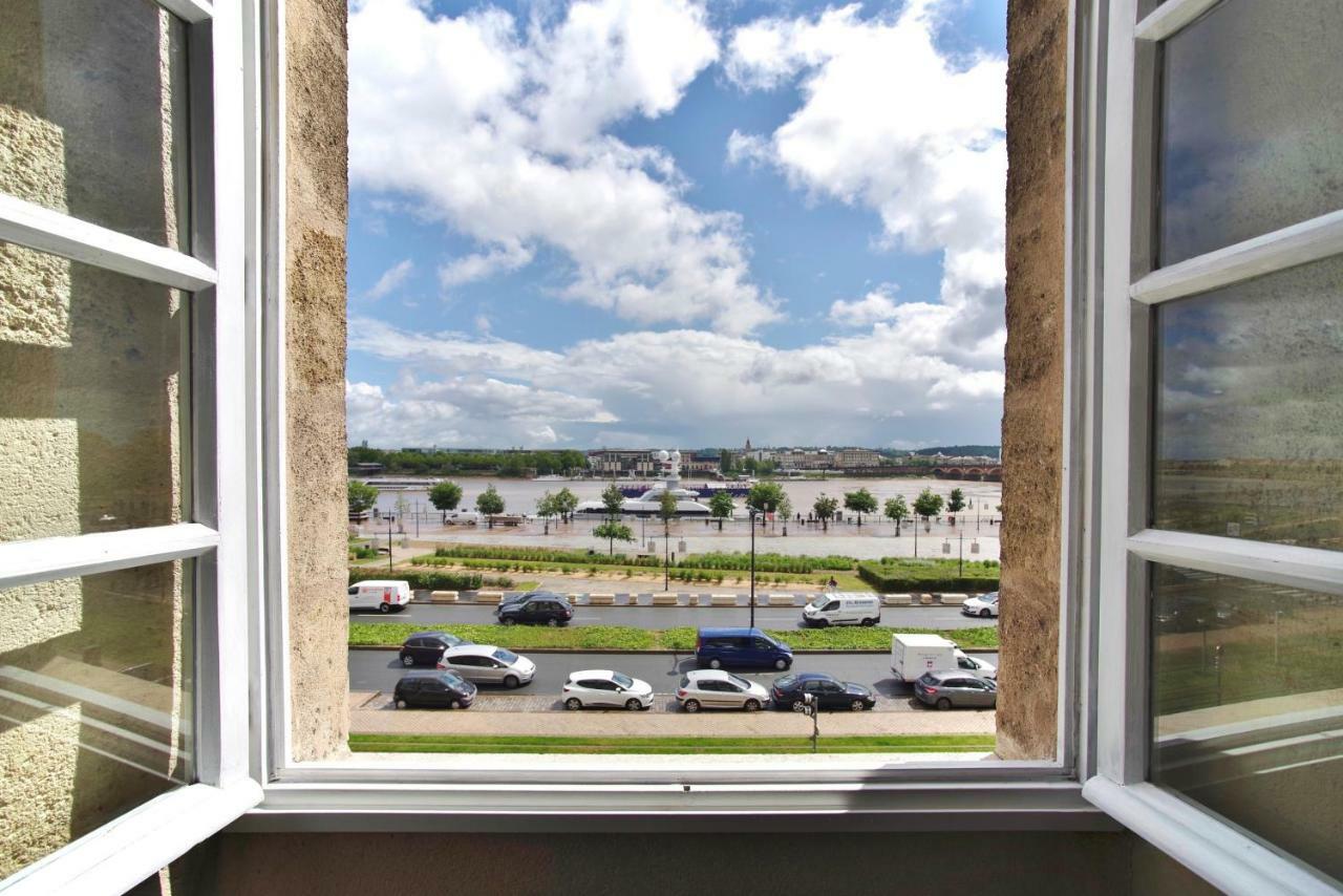 Le Port De La Lune - Vue Panoramique Sur Les Quais Bordeaux Ngoại thất bức ảnh